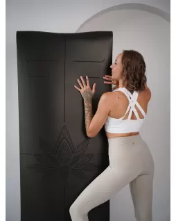 Las colchonetas de yoga — Lotos Grey Las colchonetas de yoga — Lotos Grey