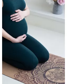La colchoneta para yoga de corcho — Mandala