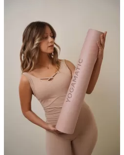 Elongated yoga mat — Classic Rose Elongated yoga mat — Classic Rose